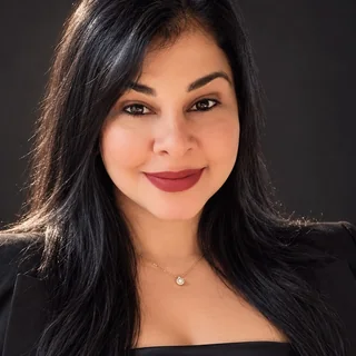 Adriana Oliveira, consultora de negócios da Consórcios Londrina