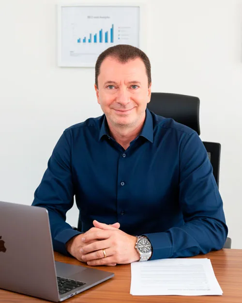 Adriano Habermann, consultor de negócios da Consórcios Londrina Adriano Habermann, consultor de negócios da Consórcios Londrina